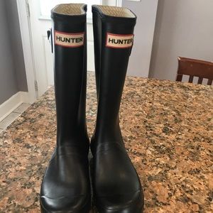 Hunter boots girls size 2 US